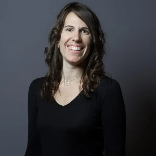 Clara Lorinquer - Adeo